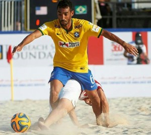 Anderson Dias Lima in azione con il Brasile