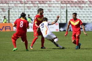 Moscardelli termina giù (foto Denaro)