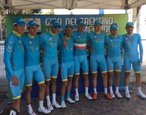 La Astana vince la crono del Giro del Trentino