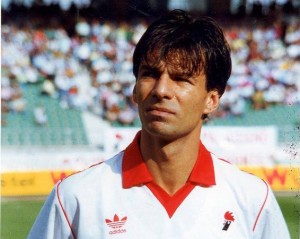 Sandro Tovalieri ai tempi del Bari