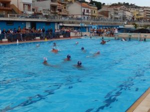 Pallanuoto alla piscina VITTORIO MAGAZZU' 3