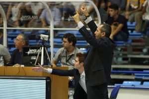 Indicazioni di Gennaro Di Carlo (foto Fazio)