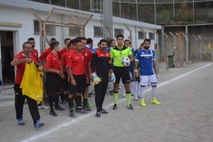 L'ingresso in campo delle due formazioni