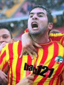 Cristiano Lucarelli ai tempi del Lecce