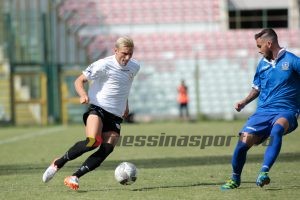 Milinkovic cerca lo spunto sulla corsia (foto Giovanni Chillemi)