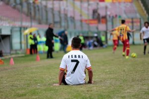 Ferri sconsolato a terra (foto Chillemi)
