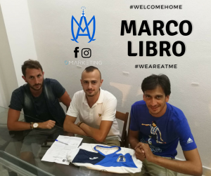 Rigano e Parisi salutano la firma di Marco Libro, nuovo calciatore dell'Atletico Messina