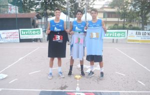 3x3