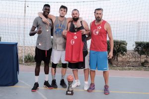 3x3