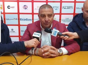 Mauro Canil