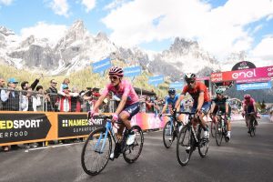 Carapaz e Nibali 