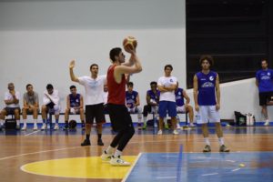 Warden in lunetta (Basket School Messina)