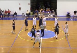 BSM Gravina la palla a due del match