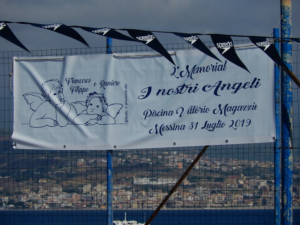 Banner celebrativo del Memorial
