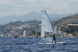Vele nello Stretto di Messina