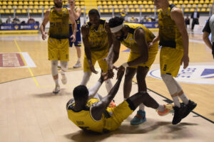 Diop ha segnato il canestro decisivo