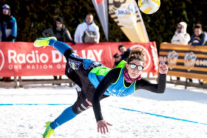 Snow Volley