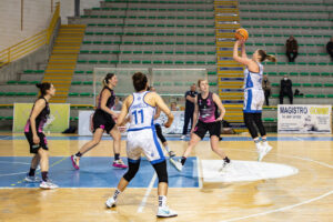 Micovic e Chiarella in attacco
