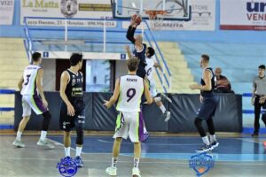 Castanea Basket Messina