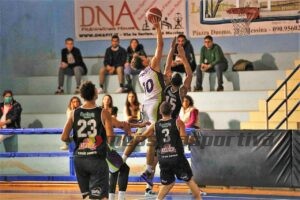 Castanea Basket Messina