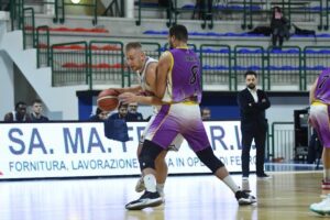 Castanea Basket Messina
