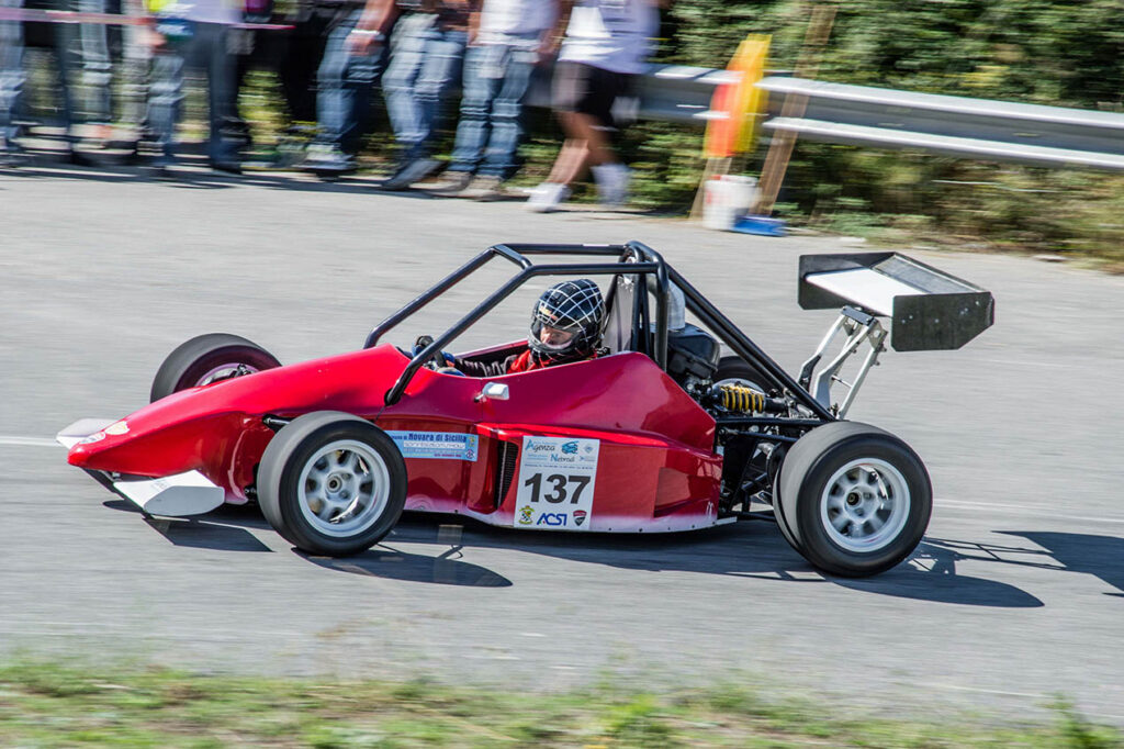 Il 4° Slalom di Librizzi fra agonismo e spettacolo sulla Strada Provinciale 126