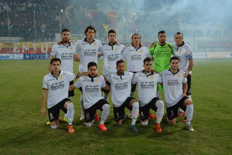 Botta e risposta tra Messina e Akragas. Al San Filippo finisce 1-1. Rivivi le emozioni nel nostro LIVE