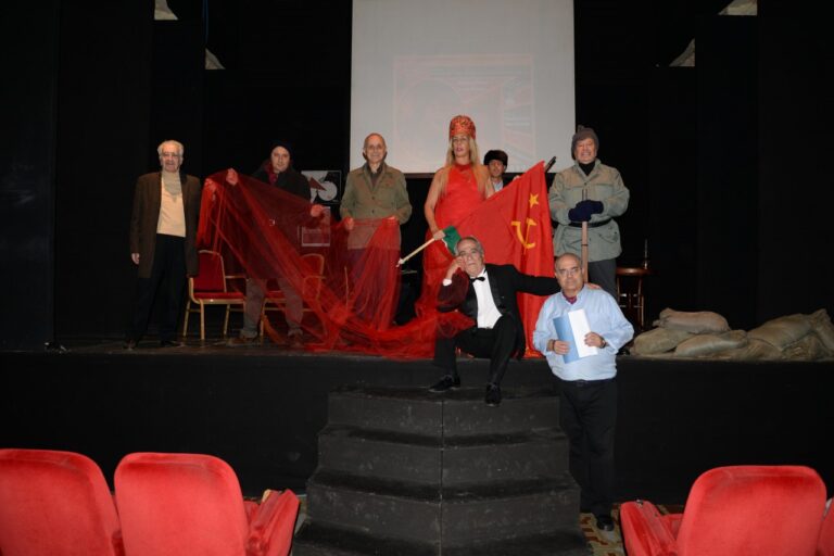 Alla Sala Laudamo “Rosso d’Ottobre”, spettacolo ispirato alla Rivoluzione sovietica del 1917
