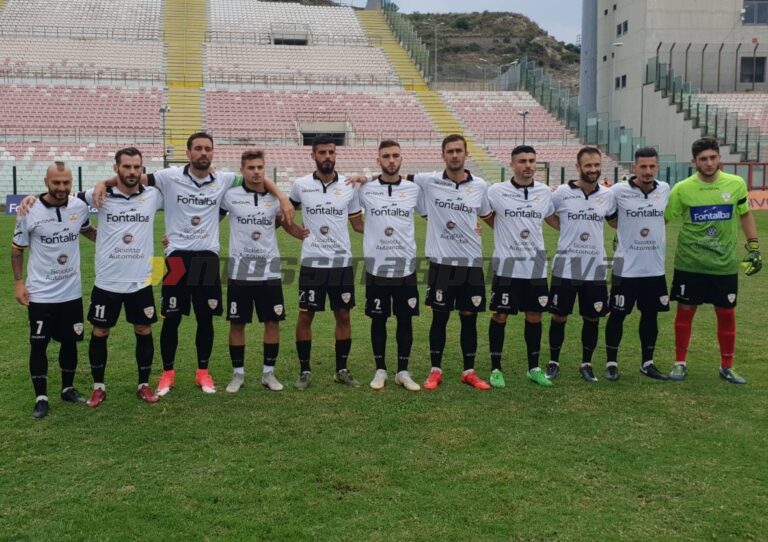 Il Messina frana nel deserto del “Franco Scoglio”. L’Acireale si impone 3-0