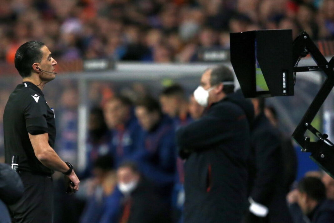 VAR