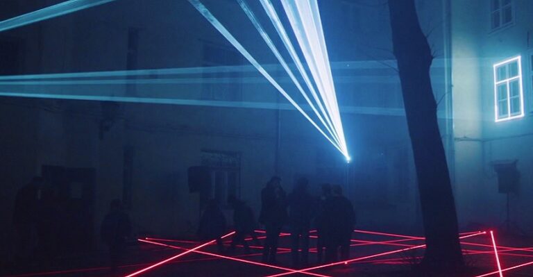 A Palazzo dei Leoni, “Laser Symphony” installazione artistica interattiva