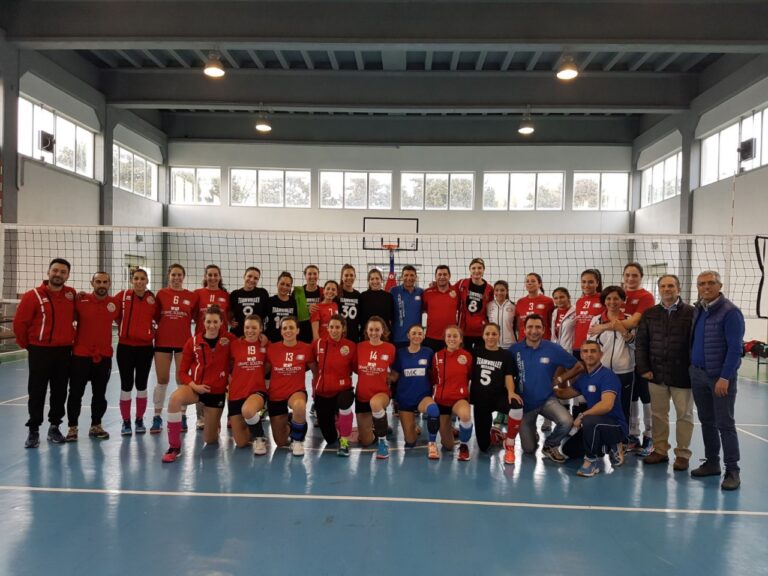 Le ragazze del Team Volley Messina impegnate sul campo dell’Asd Volley 96