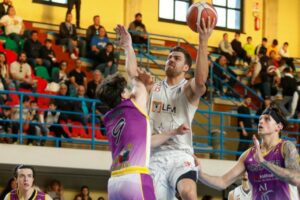 Castanea Basket Messina
