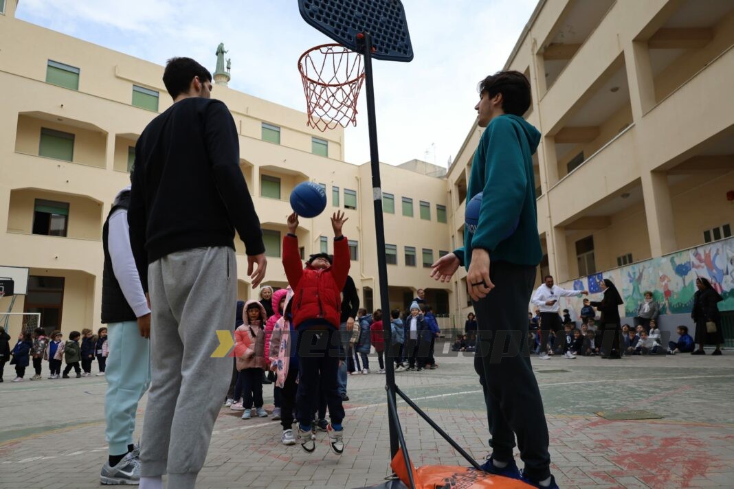 Castanea Basket Messina