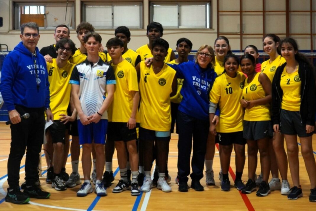 Badminton