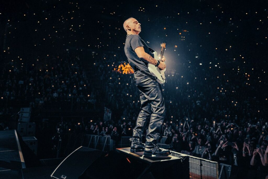 Sabato Eros Ramazzotti allo stadio. Previste due passerelle e cinque maxischermi