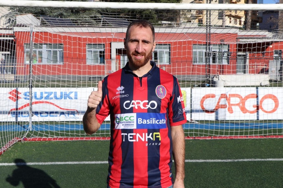 È un Messina senza freni. Tratta Burzio con il Brindisi, a un passo Konaté