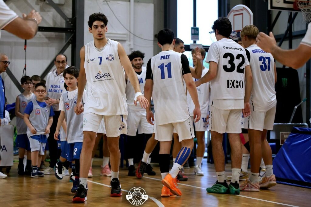 La Nova Basket conferma la guardia Daniele Gentile: “Ho voglia di rivalsa”